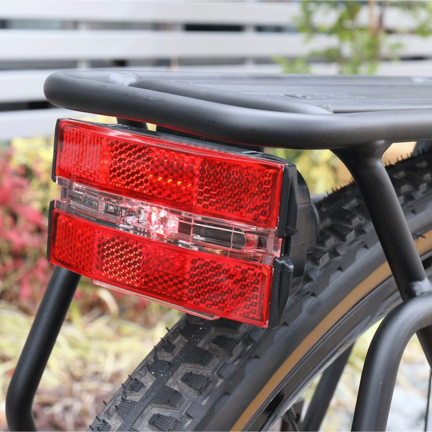 Cateye Reflex Rack Rear Bike Light Merlin Cycles