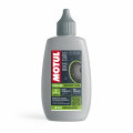 Merlin Cycles Motul Chain Lube - Wet - 100ml | FREE delivery over £60 & Easy Returns