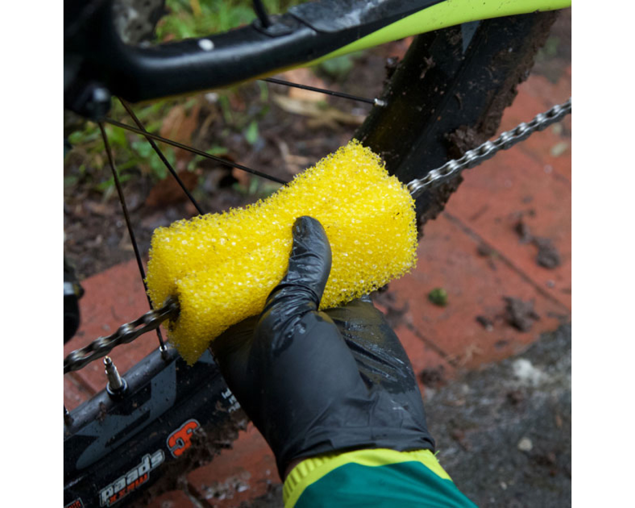 Fenwicks Bike Chain Cleaning Sponge Merlin Cycles