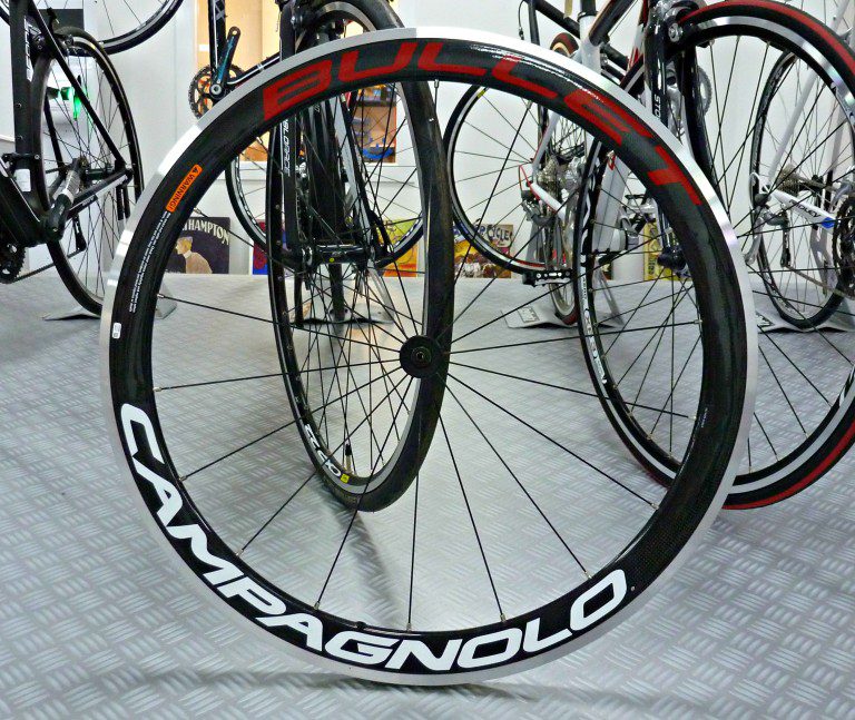 campagnolo carbon wheels
