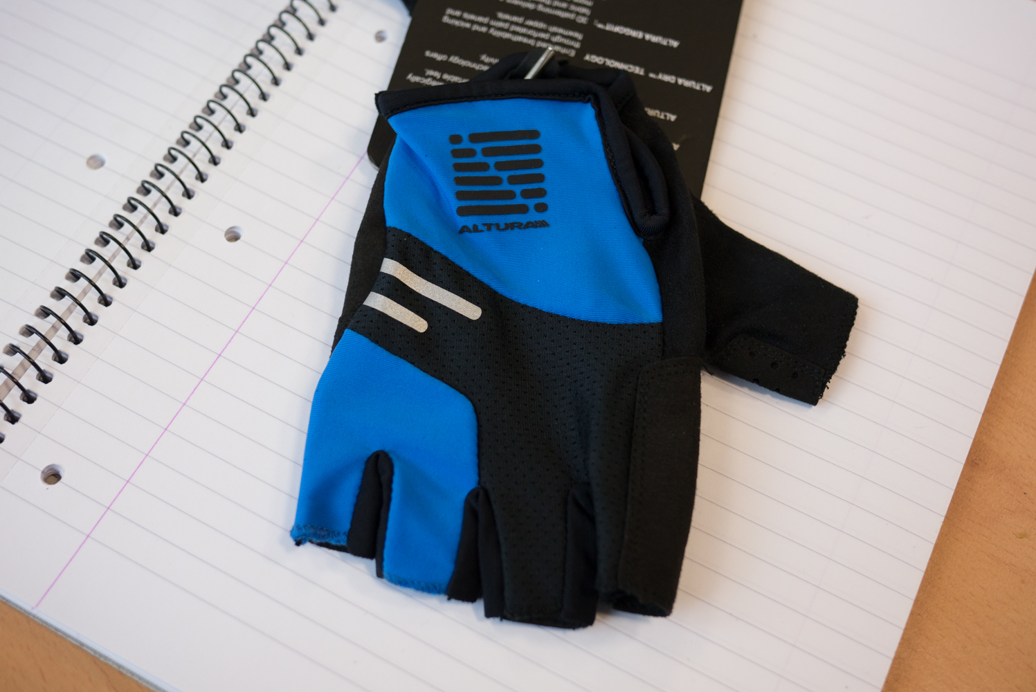 altura mitts