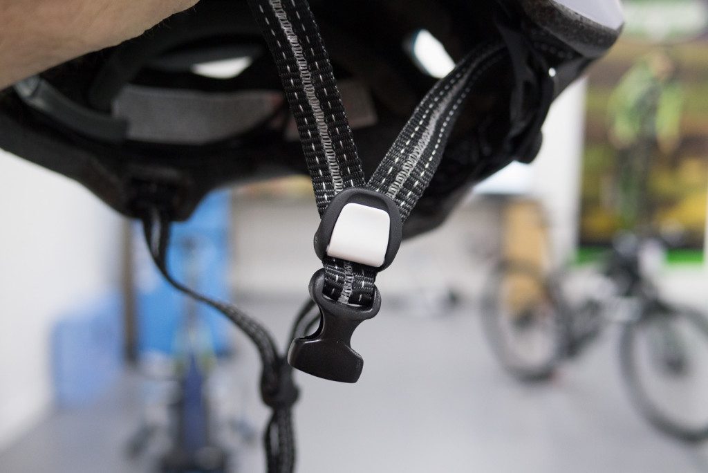 bike helmet strap divider